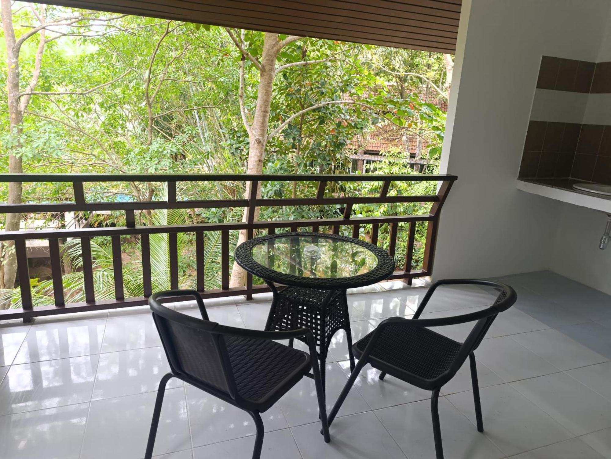 Phuket Jungle Experience Resort Karon Екстериор снимка